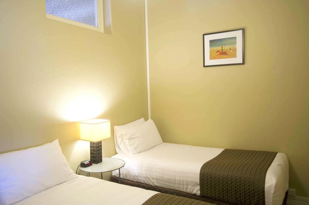 Globe Apartments Wagga Wagga Esterno foto
