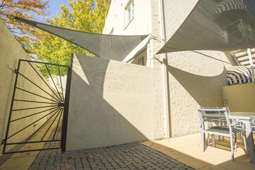 Globe Apartments Wagga Wagga Esterno foto