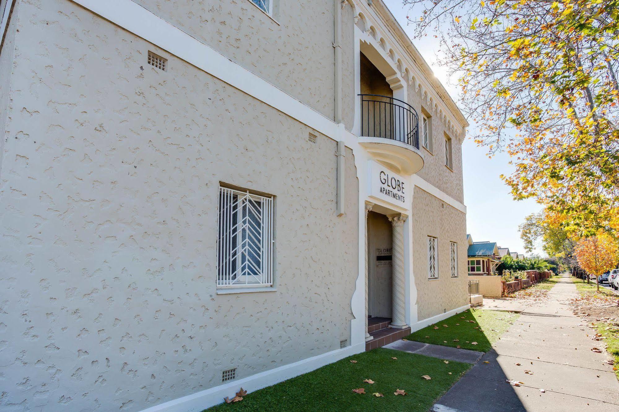 Globe Apartments Wagga Wagga Esterno foto